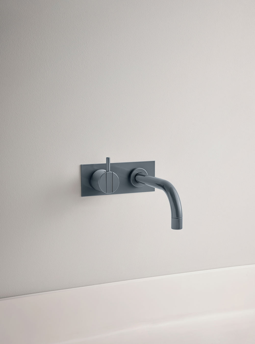 112: One-handle build-in mixer with ceramic disc technology.
112UP = Mixer 100.
112AP = Handle NR28,...