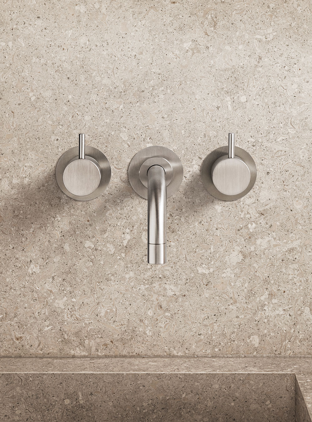 1511: Two-handle build-in mixer with ¼ turn ceramic disc technology.	
1511UP = Mixer 1500.
1511AP = 2...