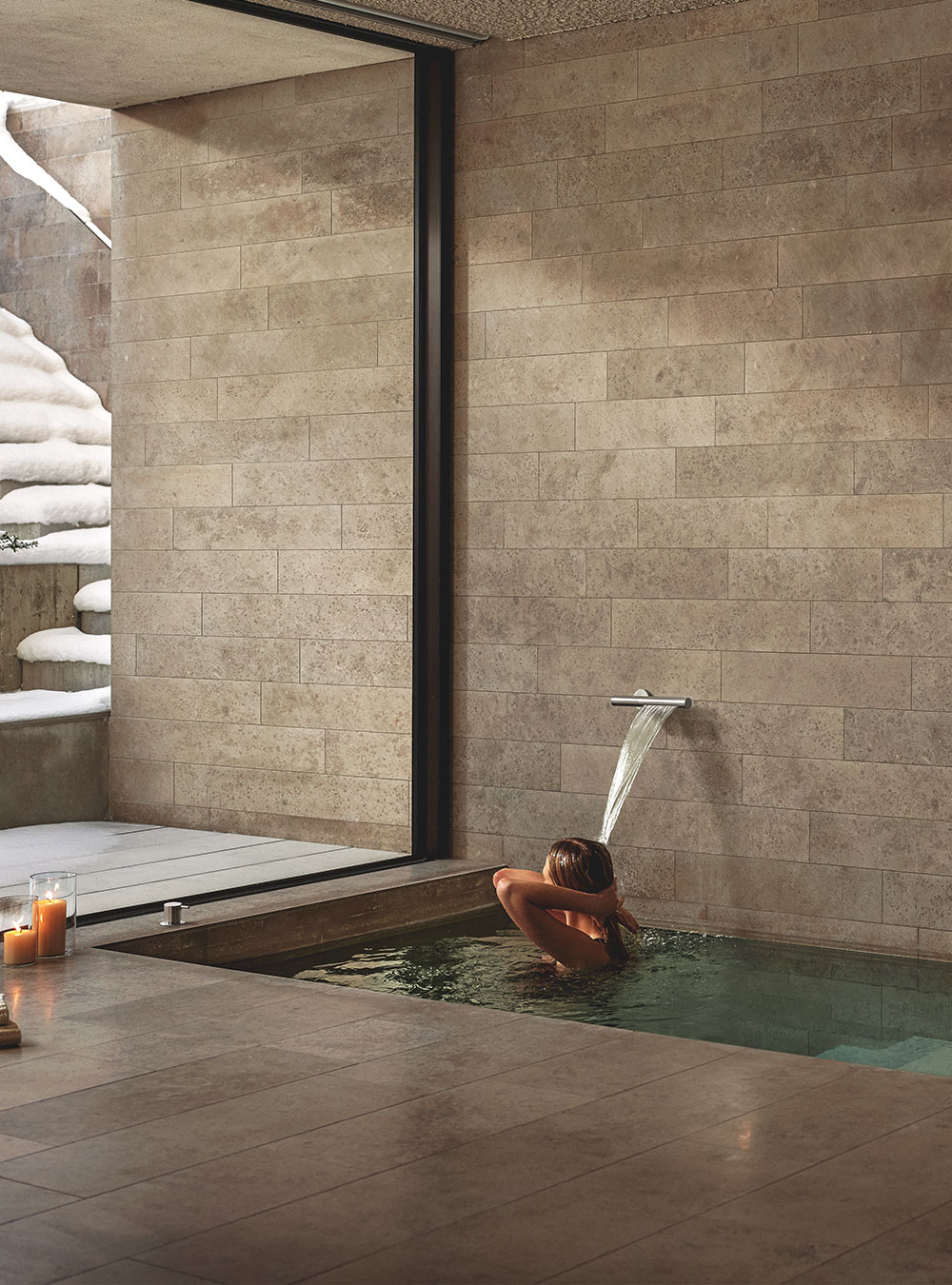 COMBI-31: Waterfall shower and build-in stop valve. 
Combi-31UP = Single valve S21V, 200M.
Combi-31AP = H...