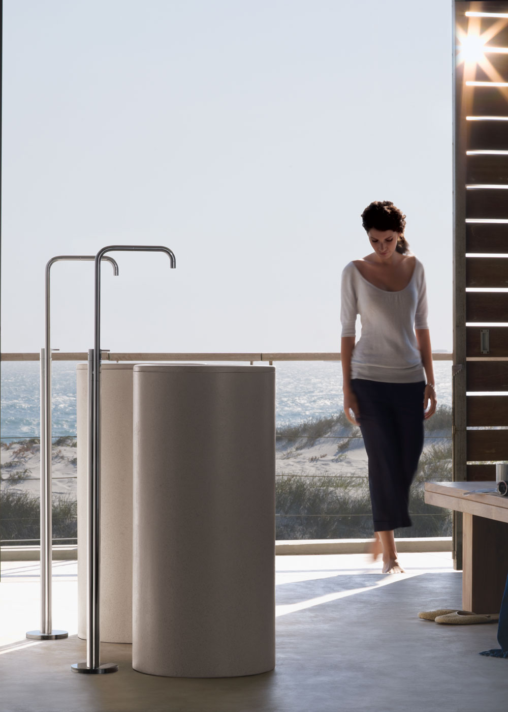 New floor-mounted mixer for free-standing washbasin's, FS2