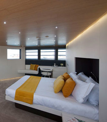 Yachtplus Foster Partners Yatzer 10
