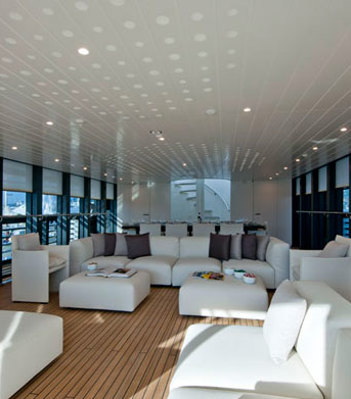Yachtplus Foster Partners Yatzer 18